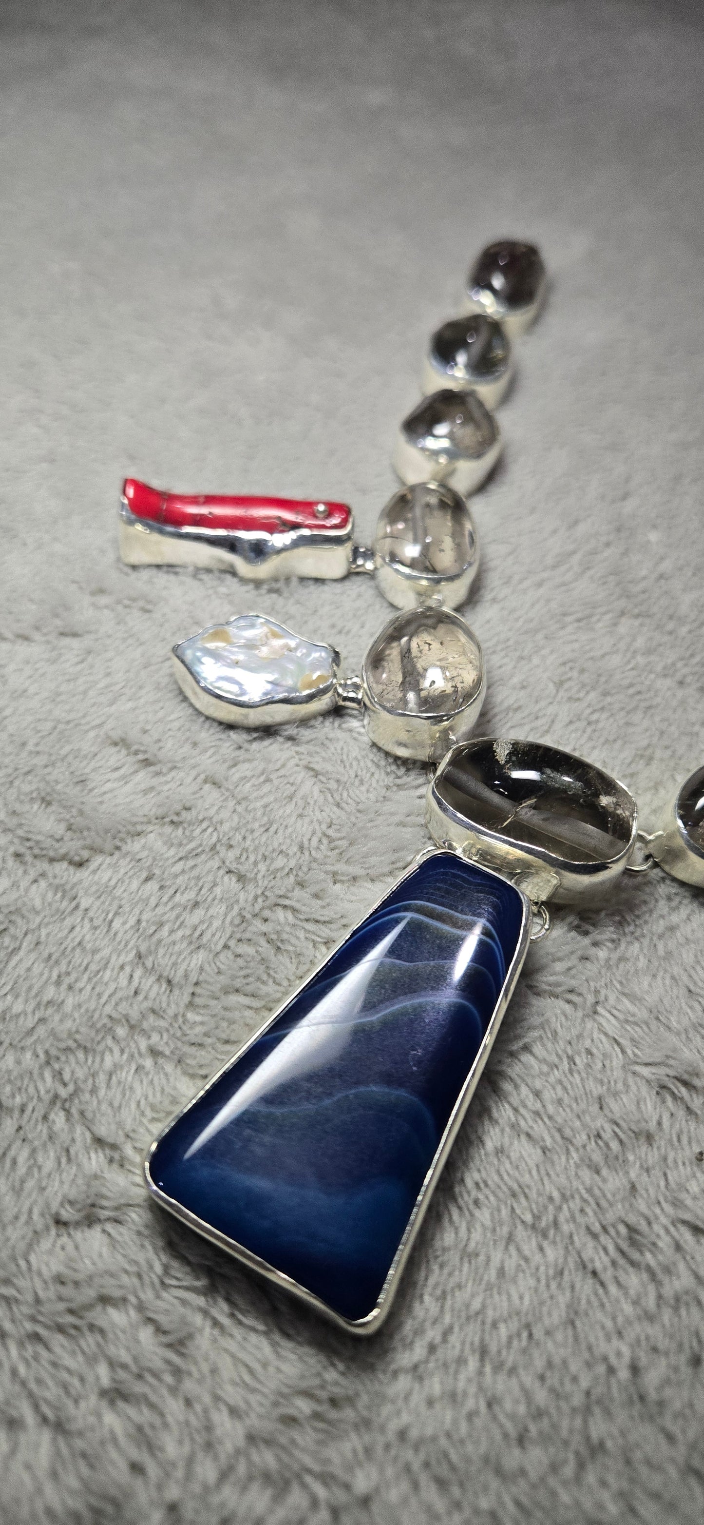 Flores necklace